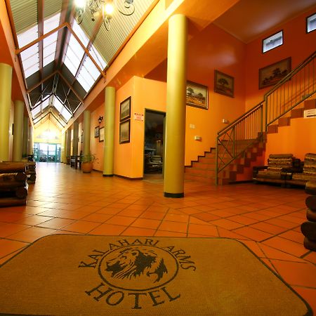 Kalahari Arms Hotel Khemsbok Bagian luar foto