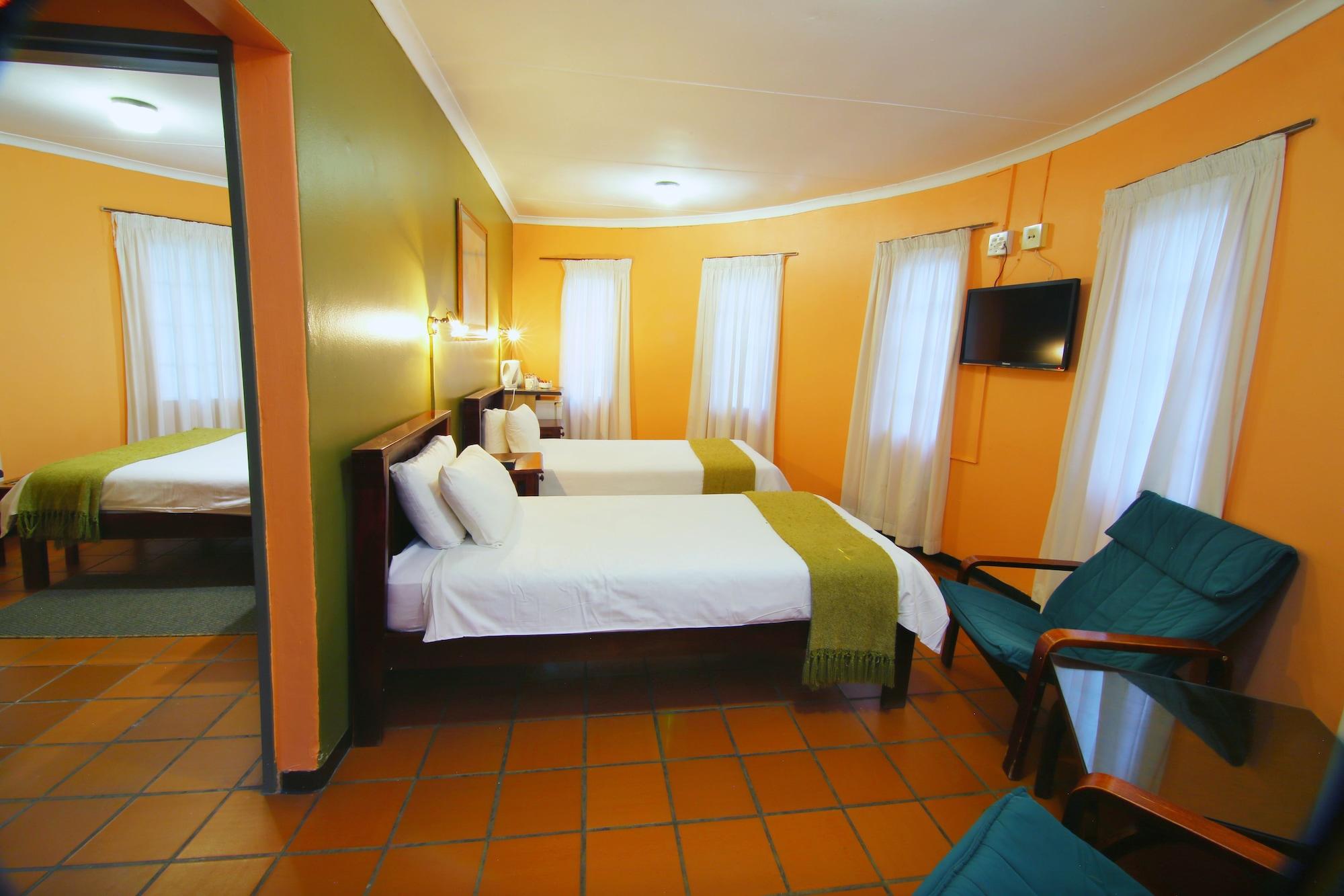 Kalahari Arms Hotel Khemsbok Bagian luar foto