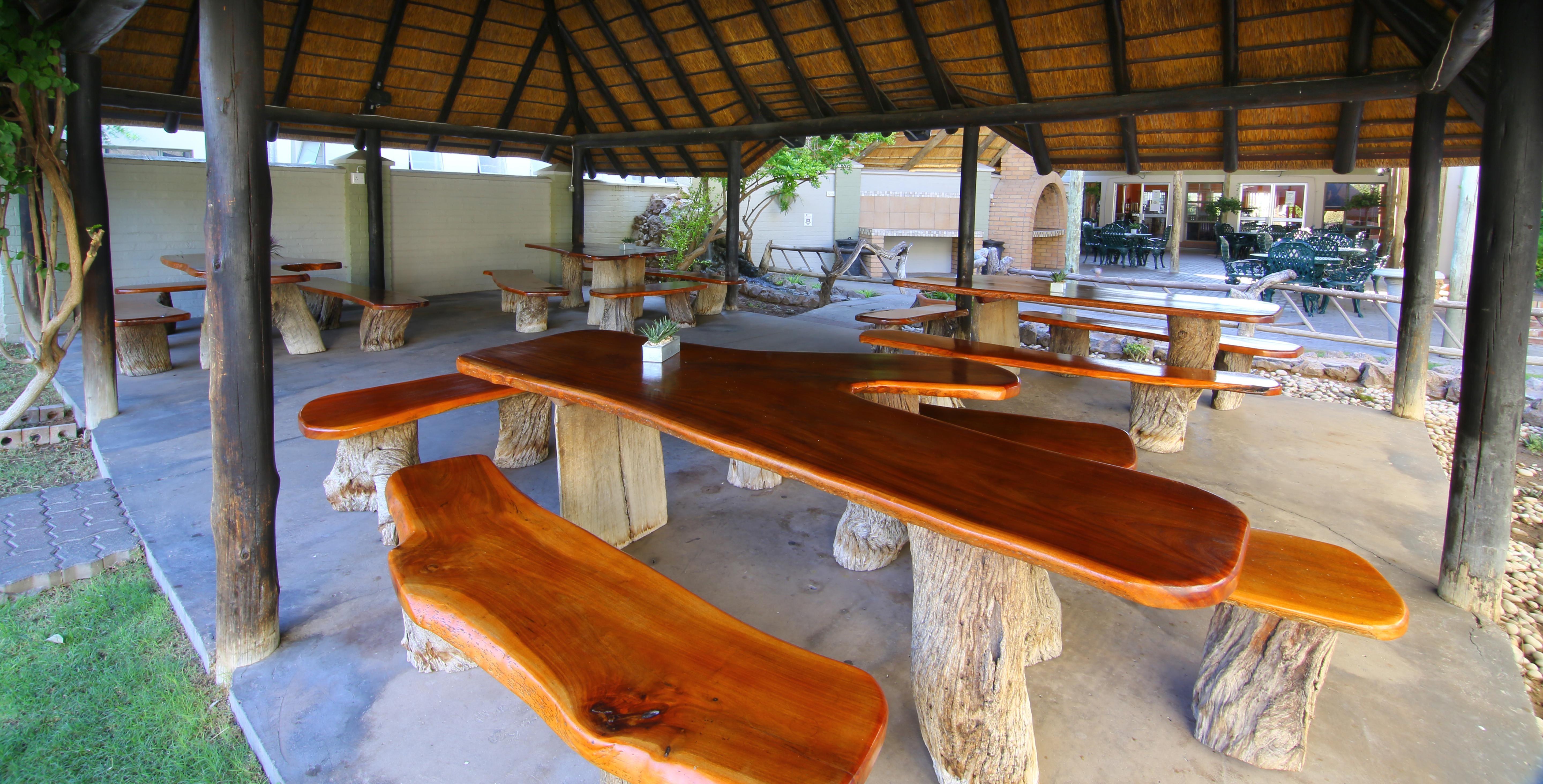 Kalahari Arms Hotel Khemsbok Bagian luar foto