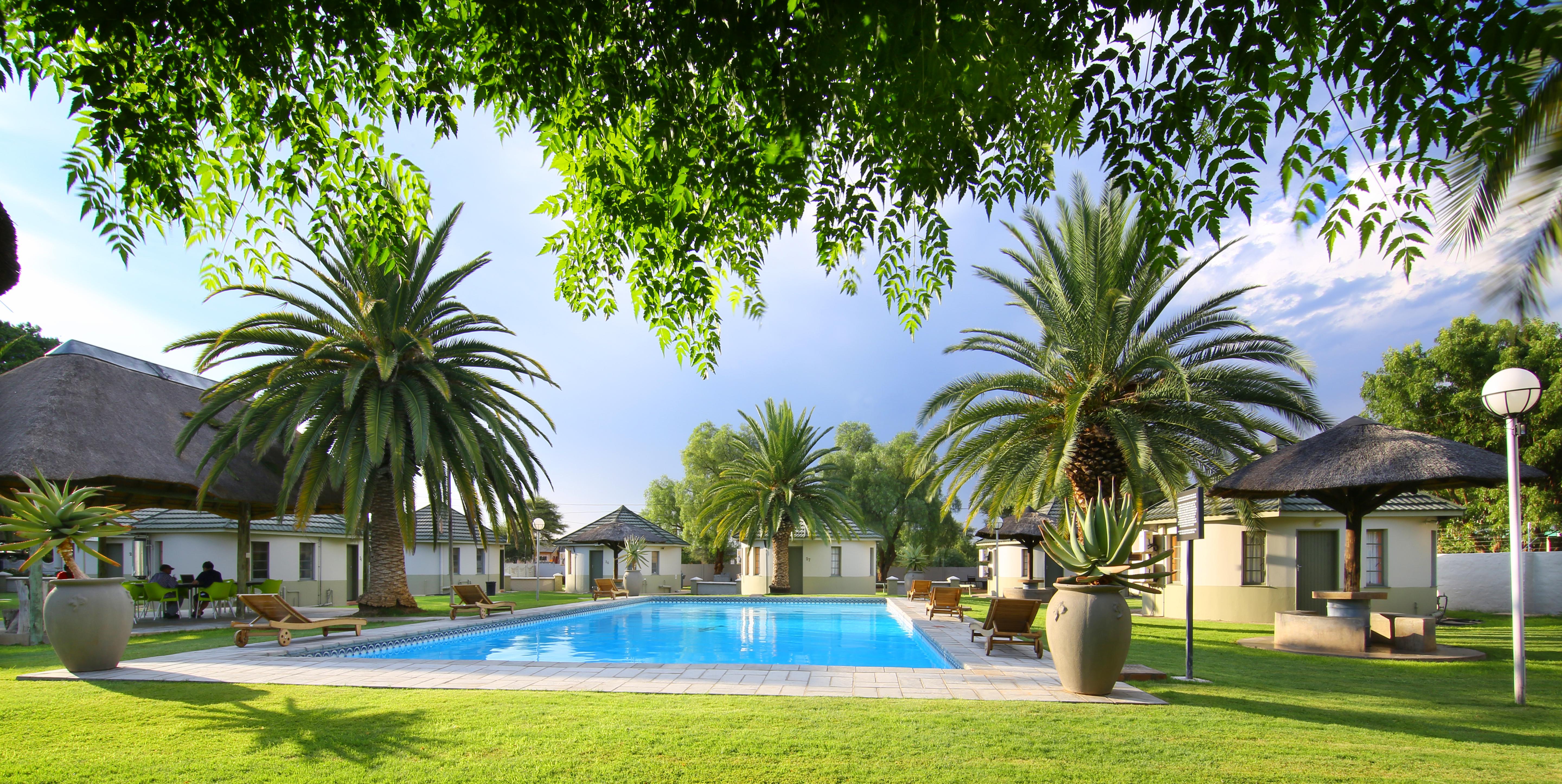 Kalahari Arms Hotel Khemsbok Bagian luar foto