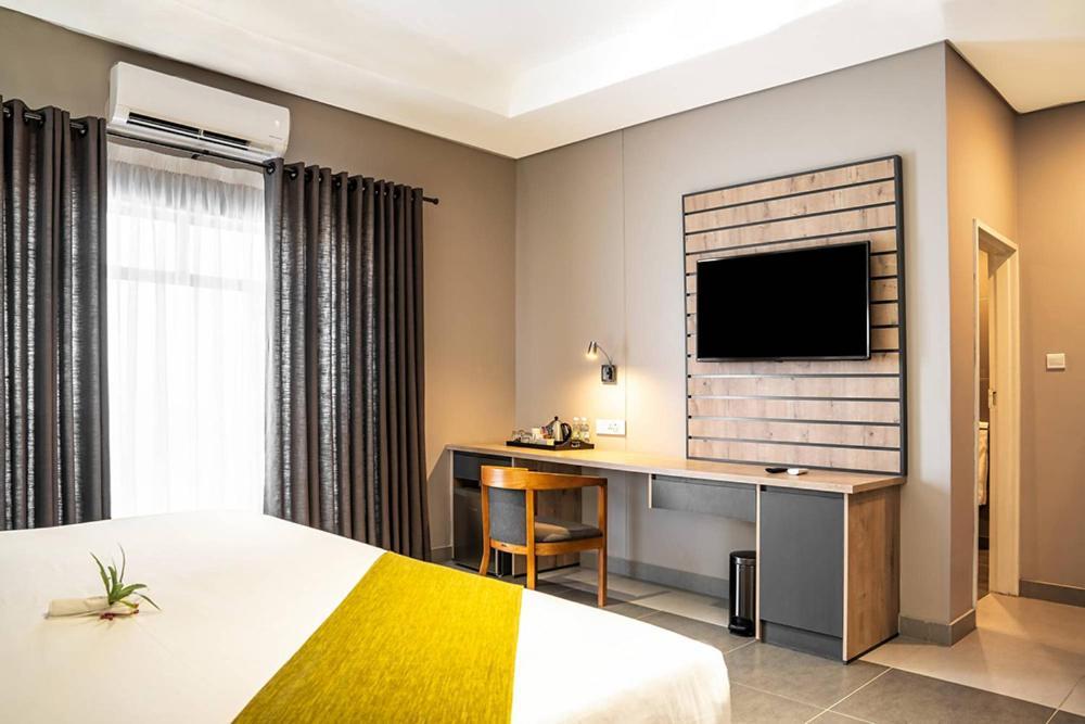 Kalahari Arms Hotel Khemsbok Bagian luar foto