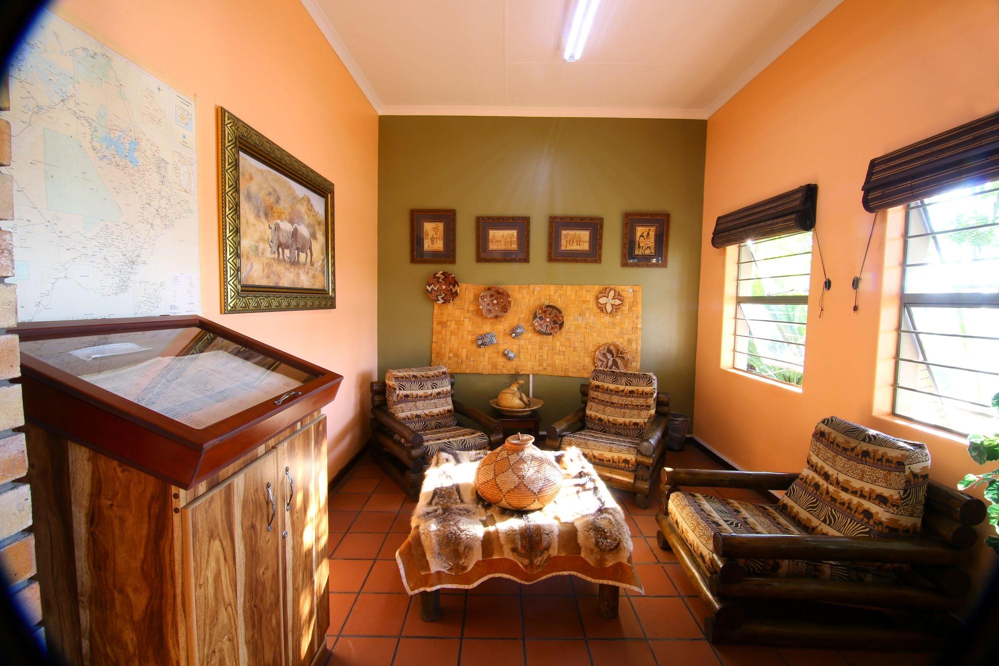 Kalahari Arms Hotel Khemsbok Bagian luar foto